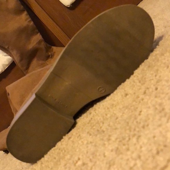 Boot - Picture 3 of 4